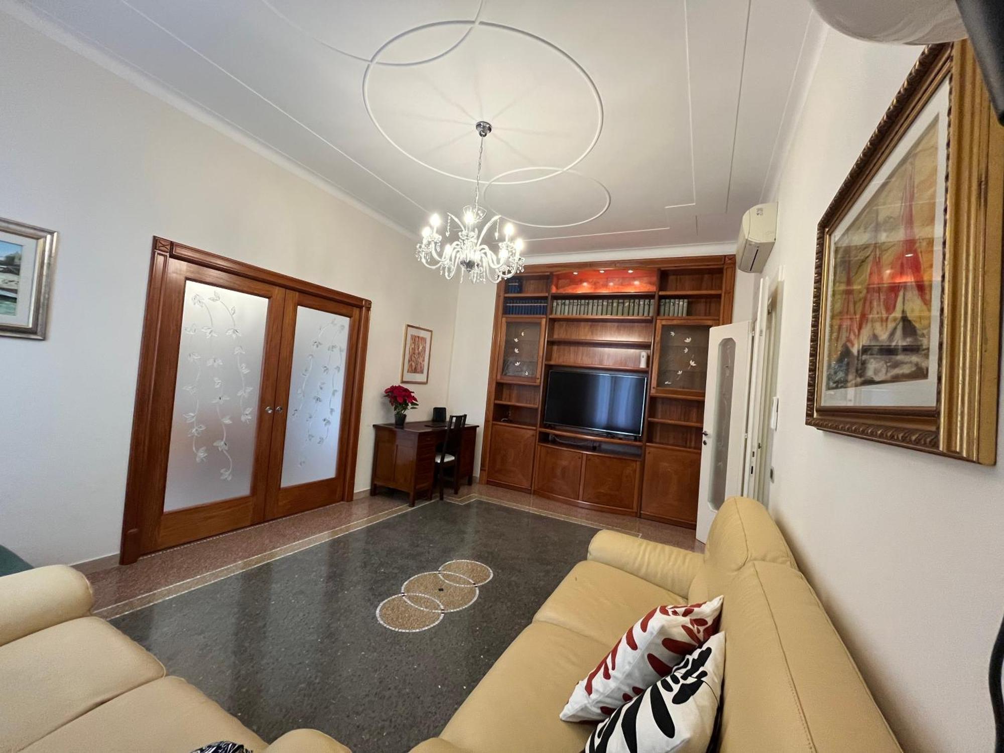 Casa Anna - Re Di Apartment Rom