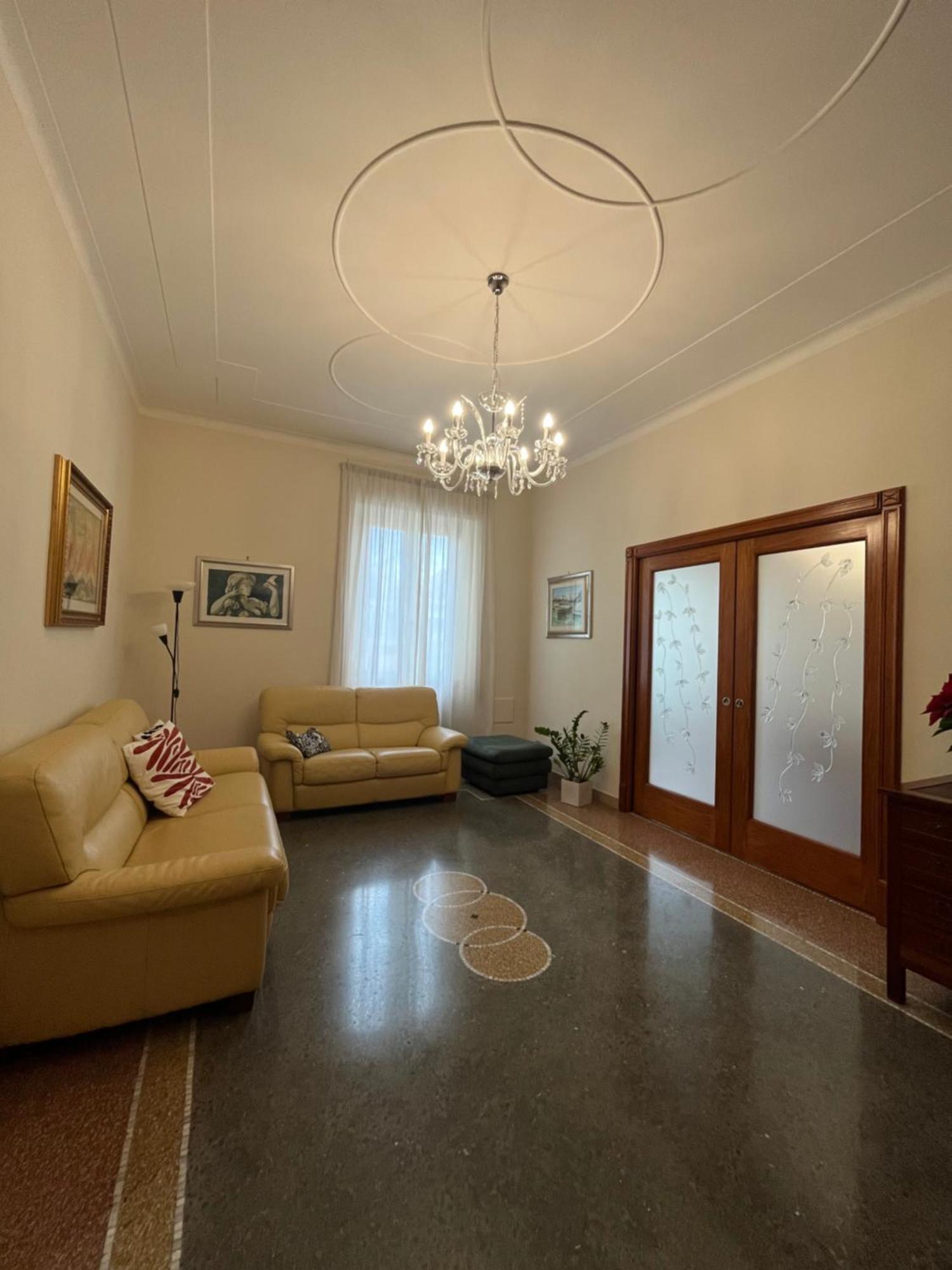 Apartment Casa Anna - Re Di Rom